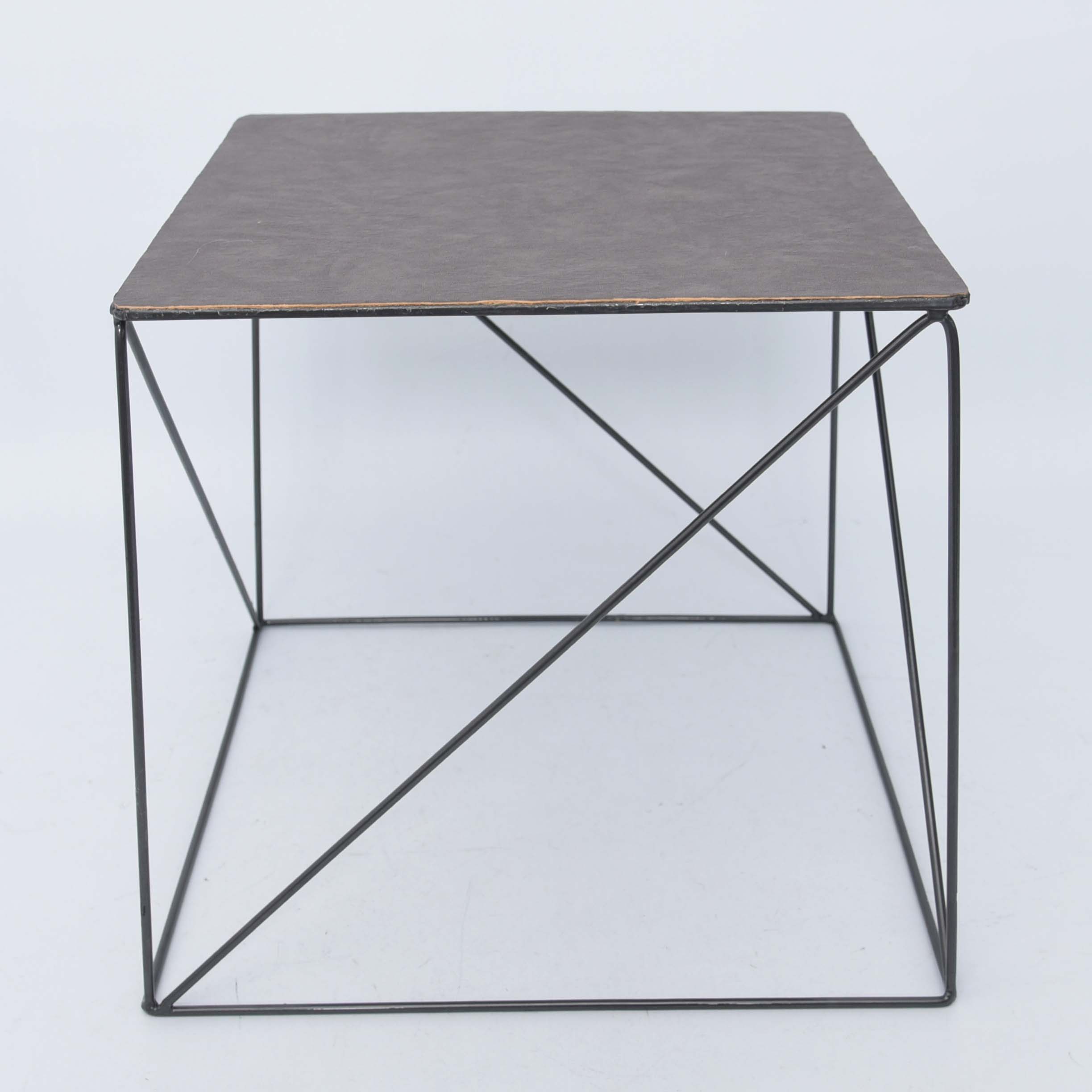 Modern side table play table coffee table for living room metal table