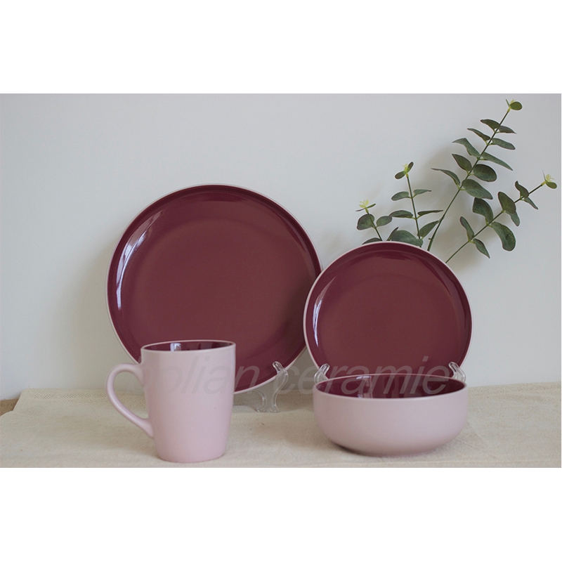 Reactive dinnerware