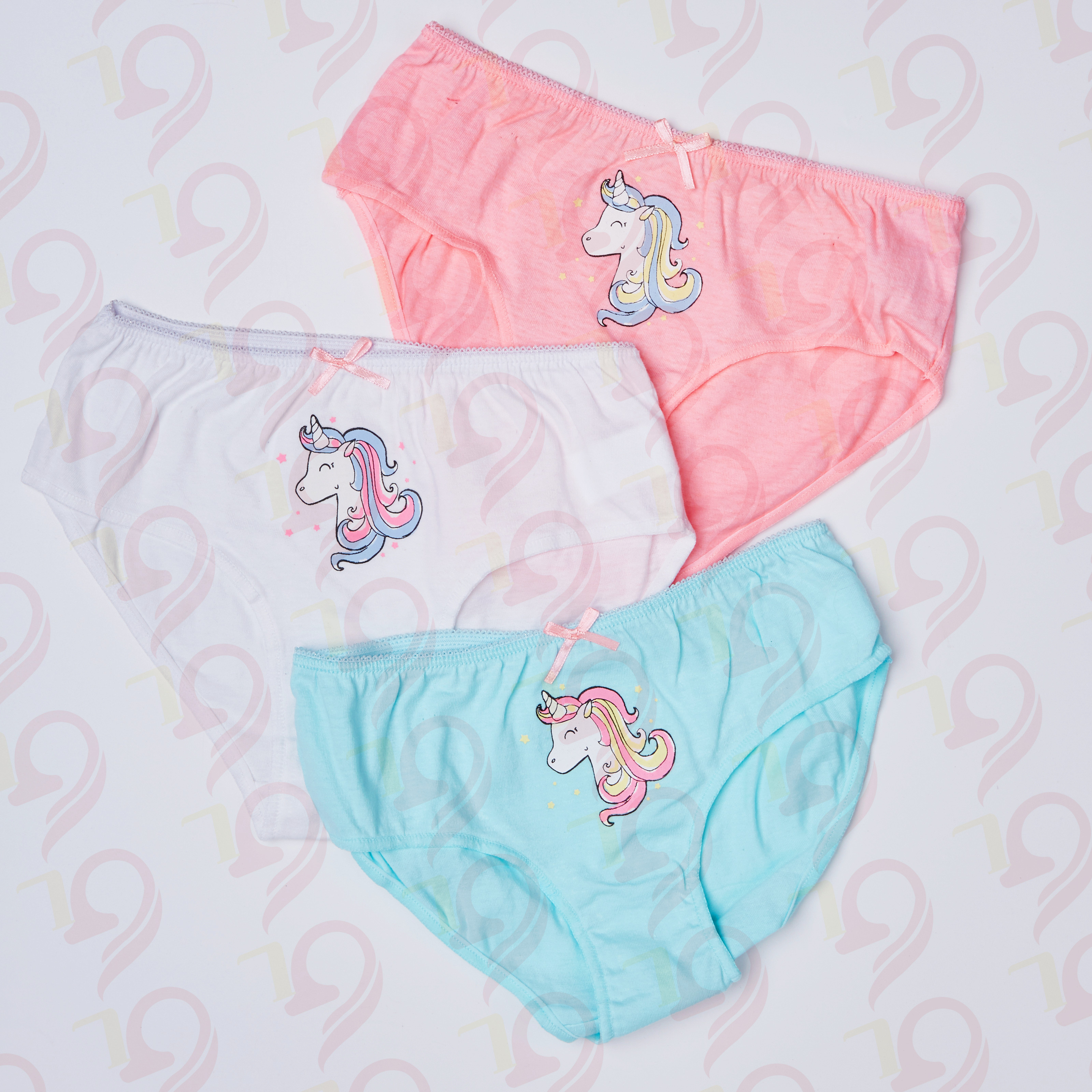 Girls briefs