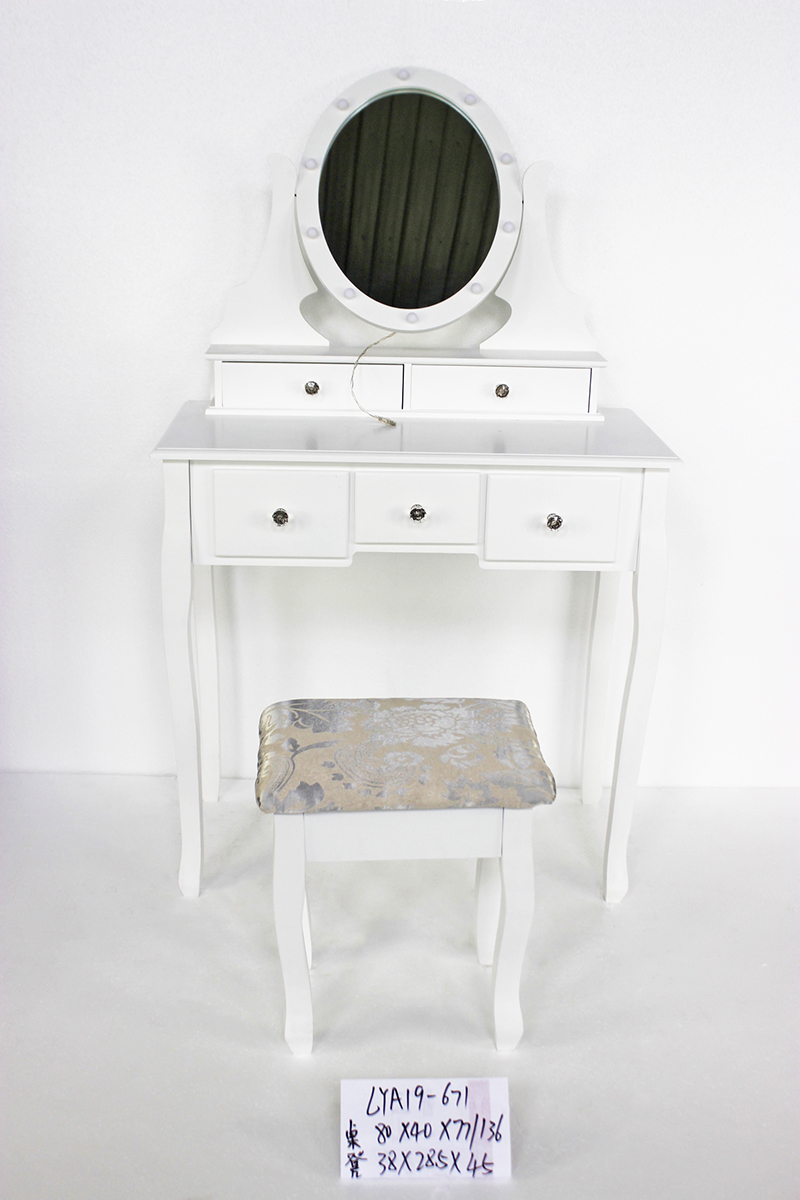 White Dressing Table with Stool and lamp
