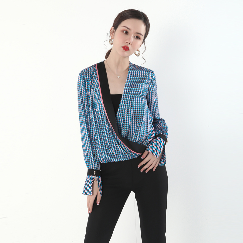 Ladies polyester top
