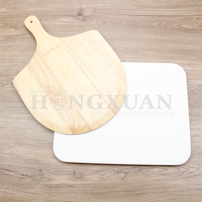 wooden pizza peel