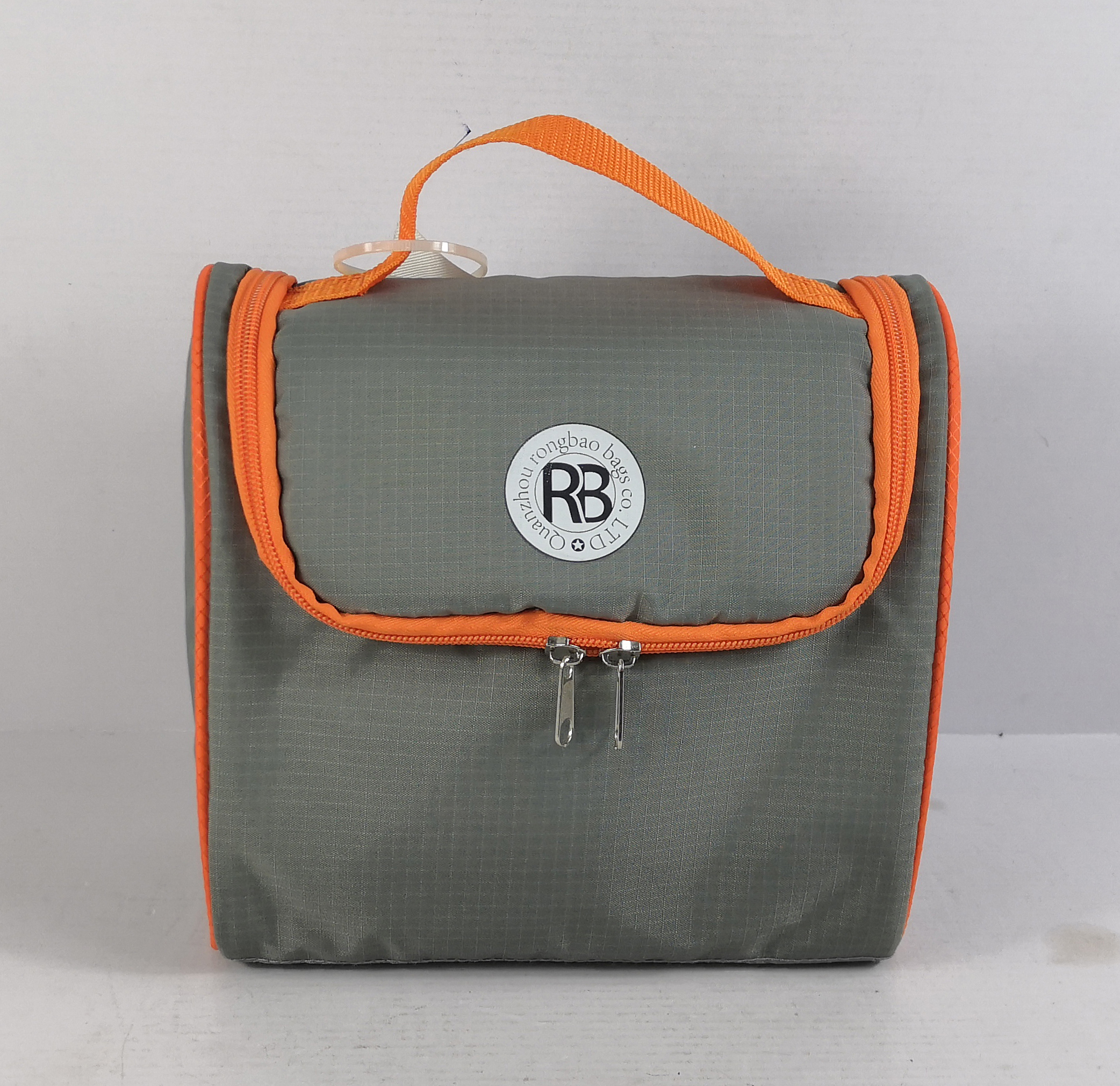 hanging wash bag