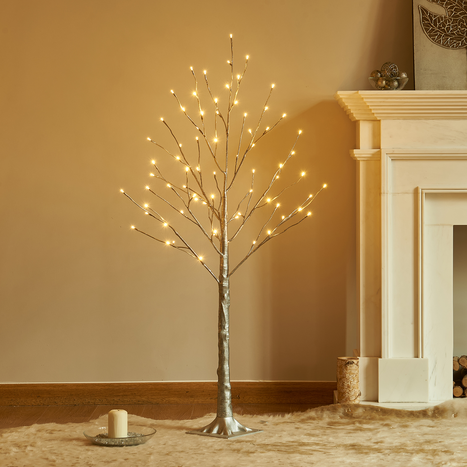 Pre-lit Silver Christmas Tree