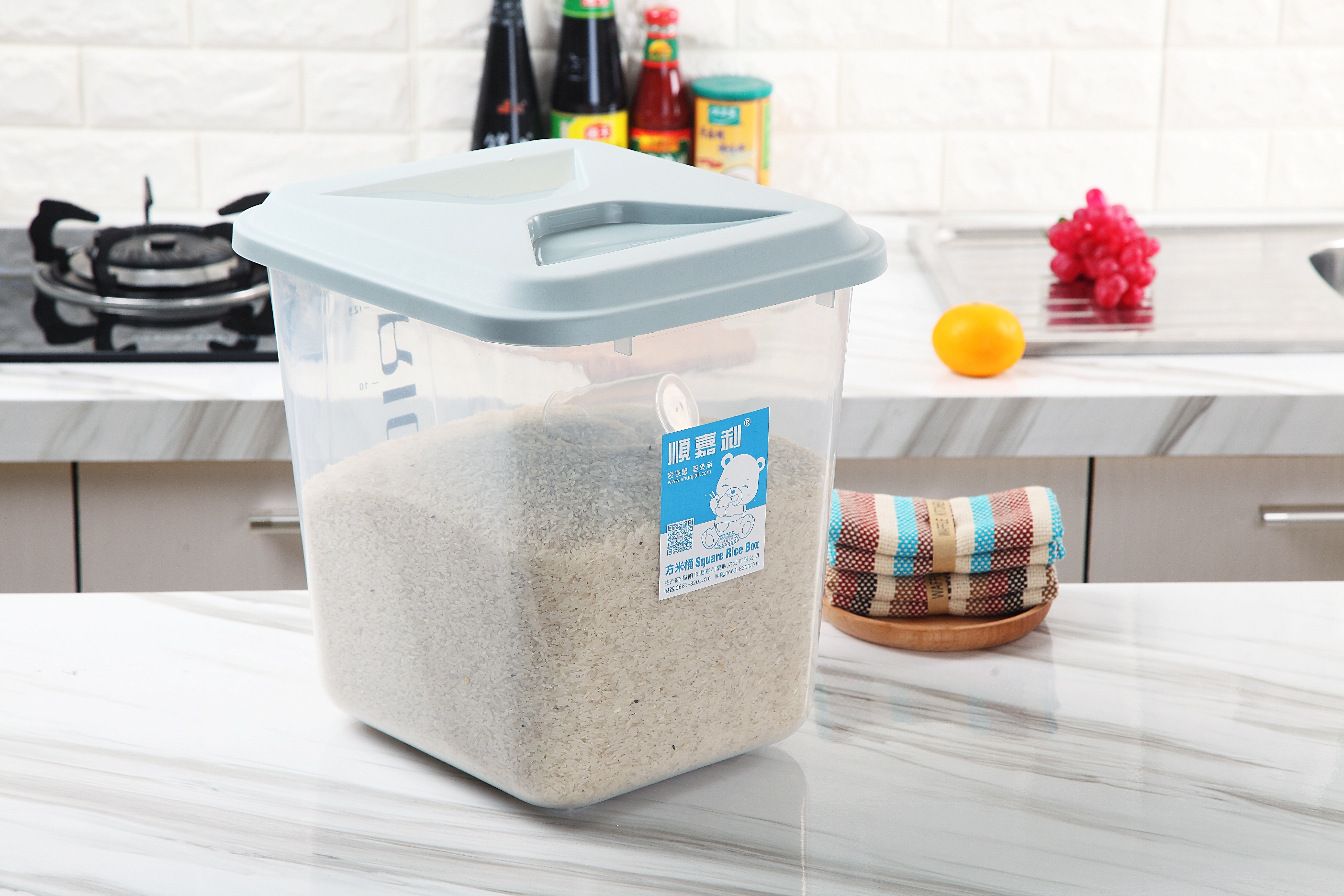Plastic rice box