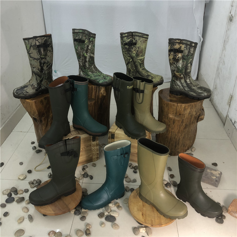hunting & fishing boots