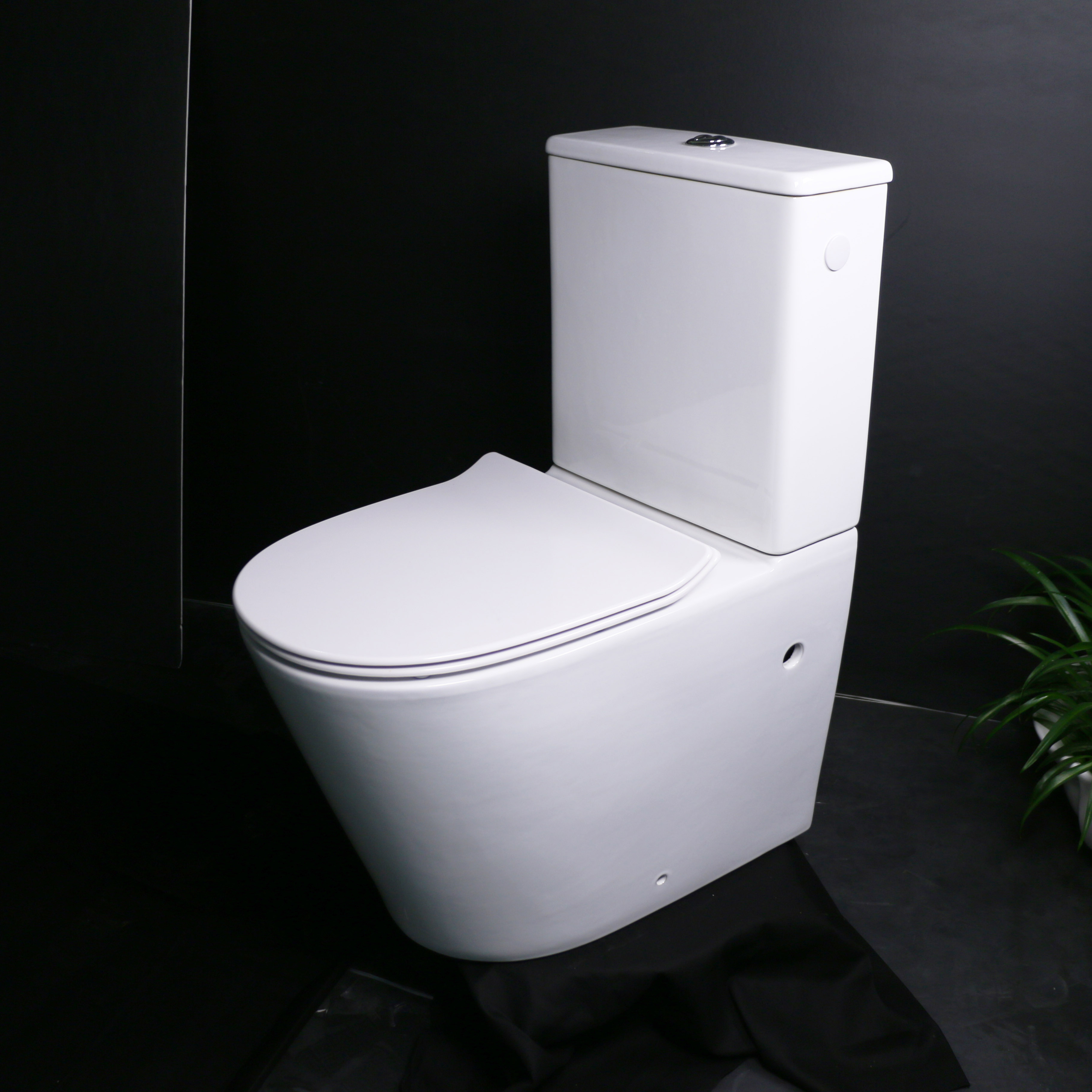 New short 61cm design toilet ceramic rimless back to wall Two Piece european WC Toilet
