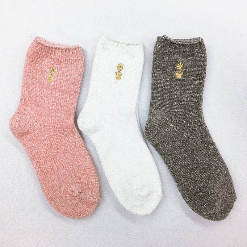 Womens chenille home socks with embroidery
