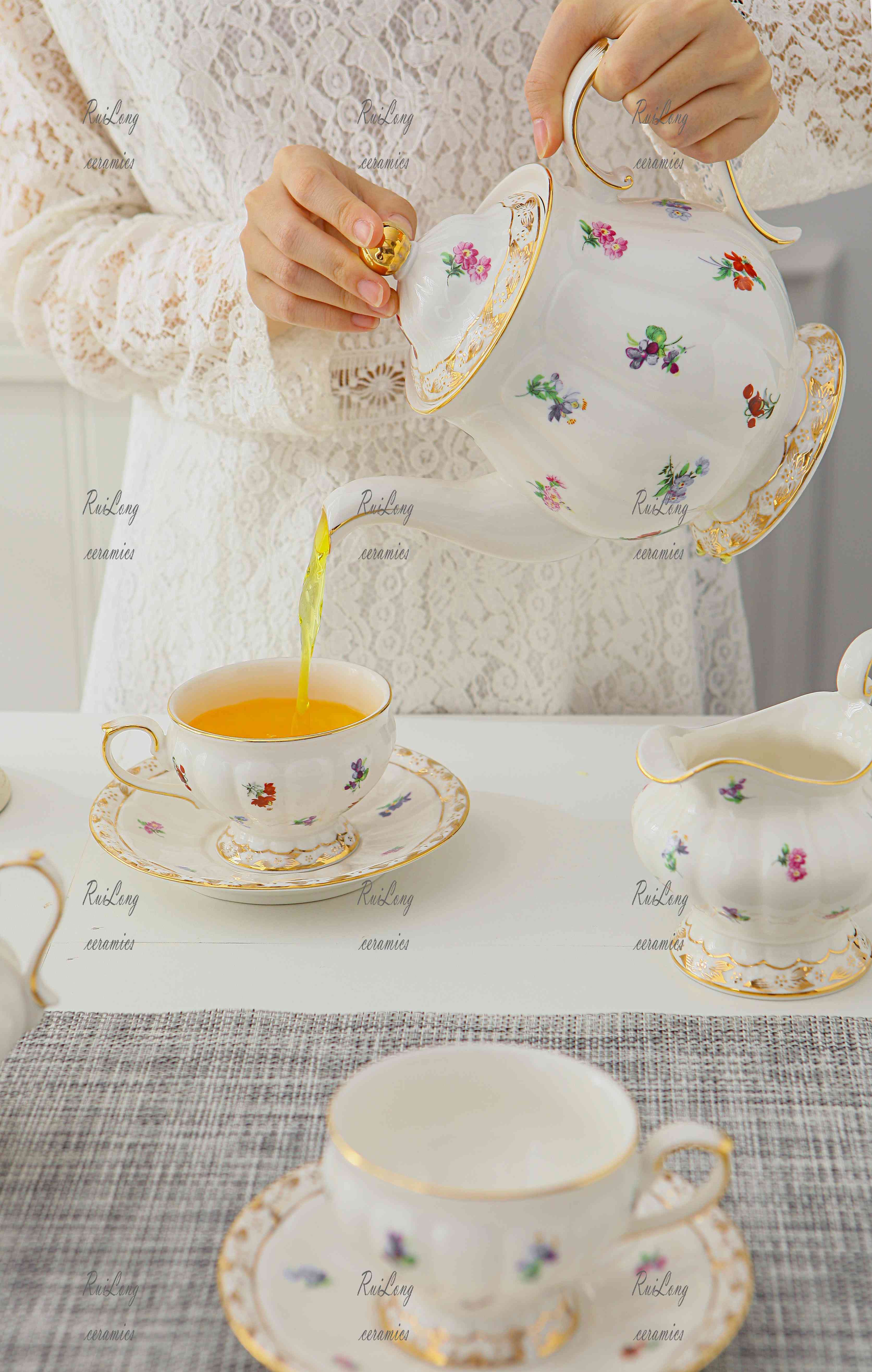 Retro Custom Design High Temperature Resist Ceramic Flower Teaset