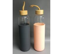 glass water bottle with bamboo lid and silicone sleeve