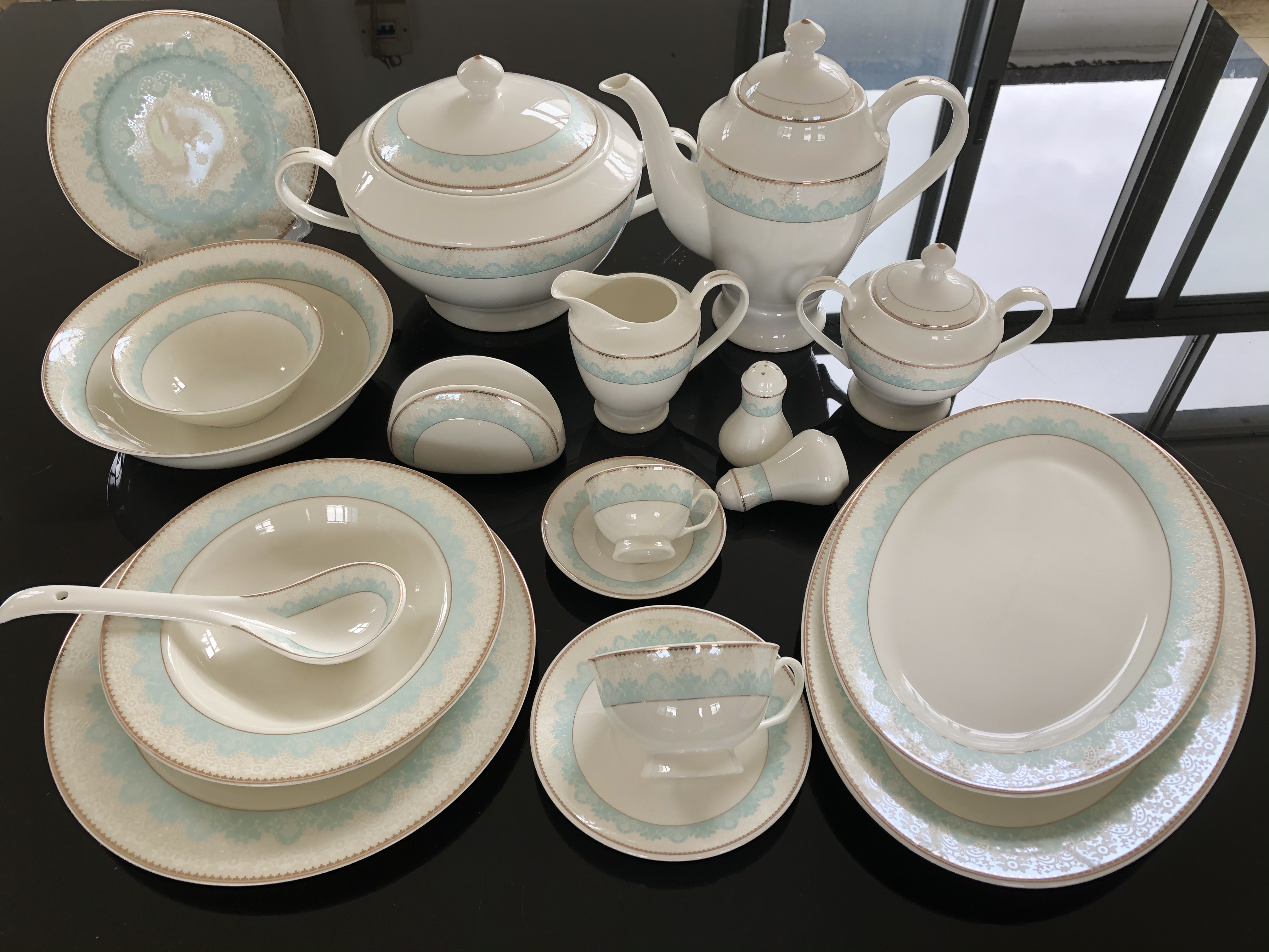 132pcs Dinner Set