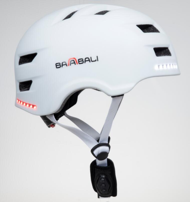Skate Helmet with Wireless Turn Signal and Bluetooth