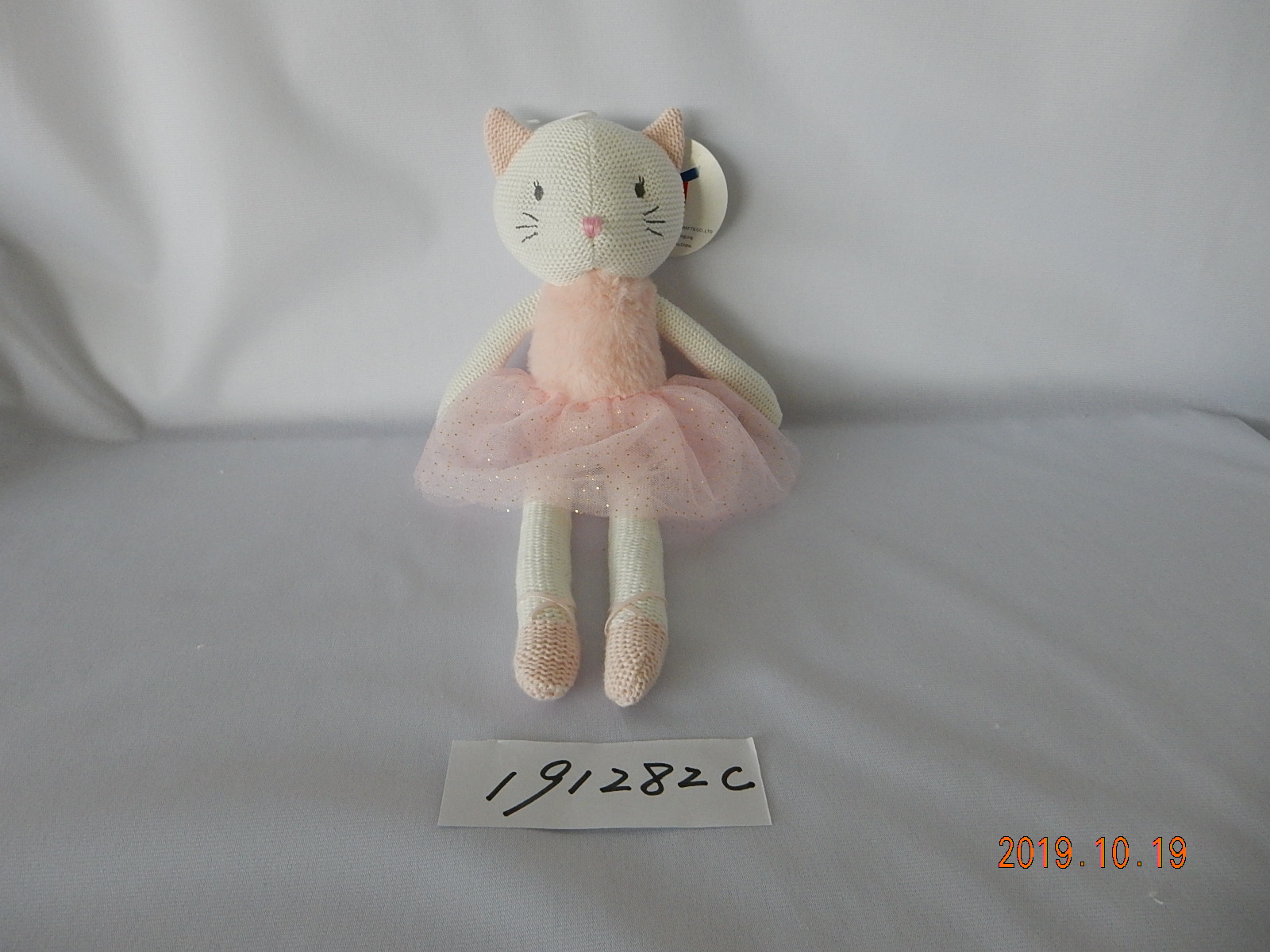 YANGZHOU YINGSITE ARTS & CRAFTS.,LTD – muñeca de plástico 1