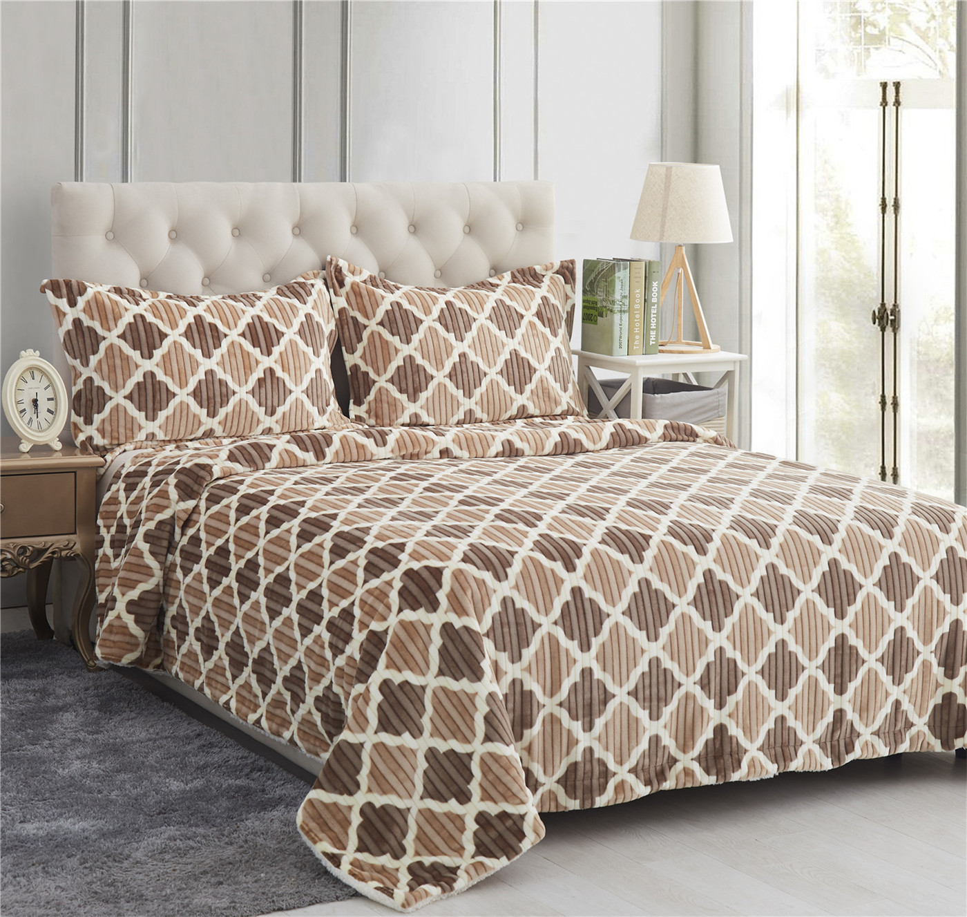 100% polyester stripe printed flannel with sherpa 2 layer blanket