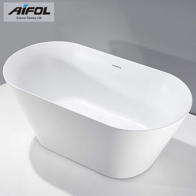 Free standing bathtub