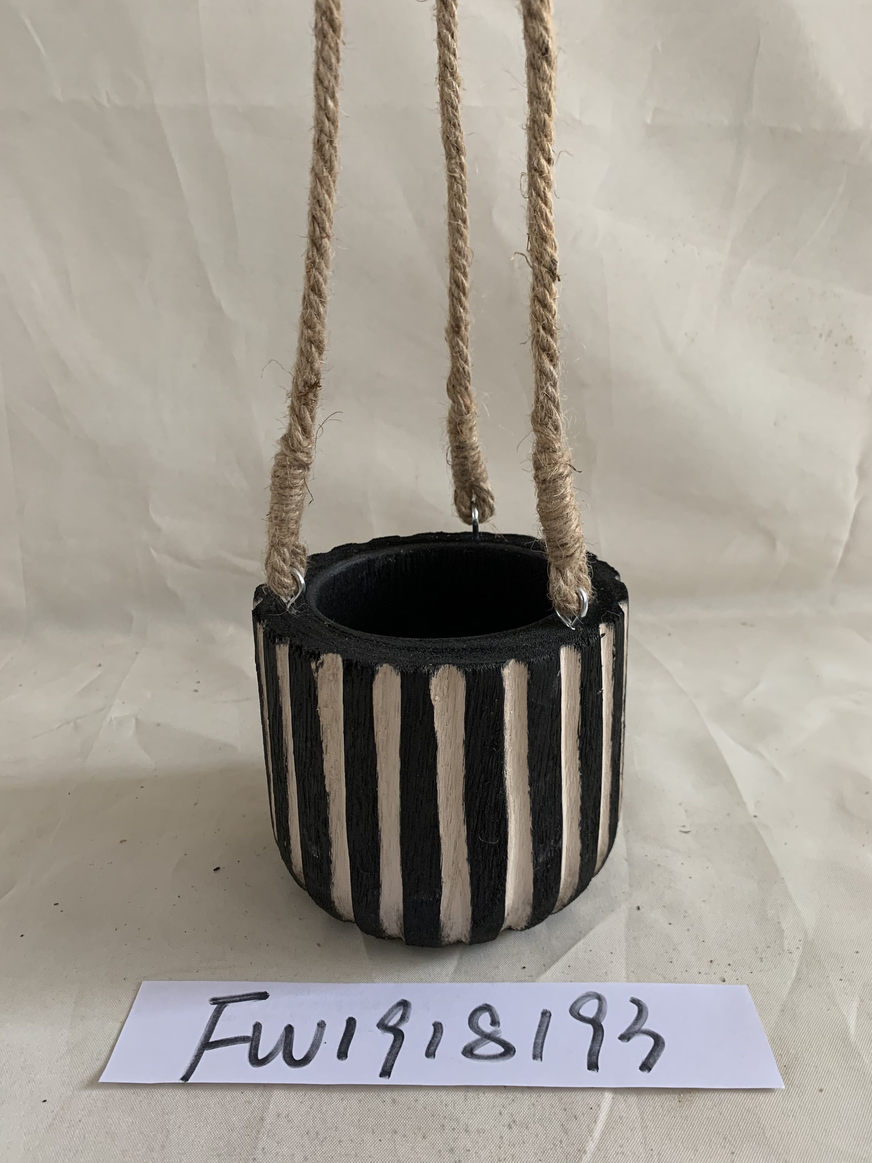wooden pot