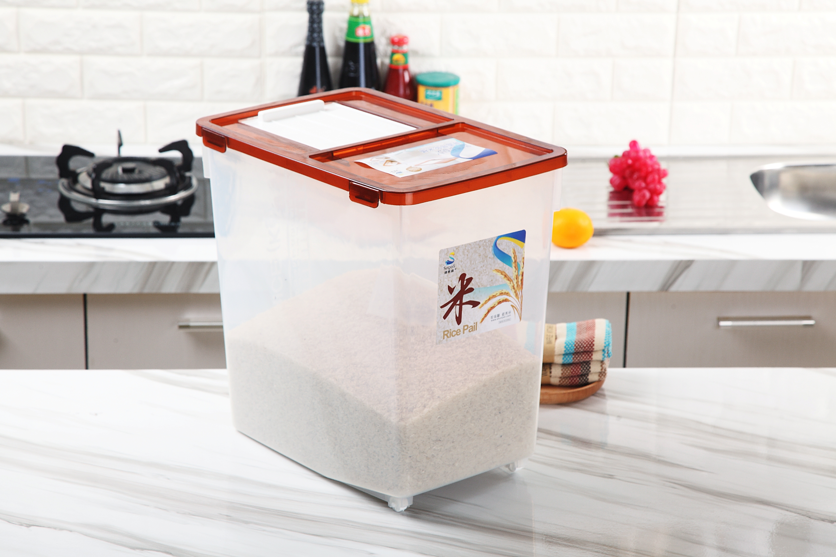 Plastic rice box