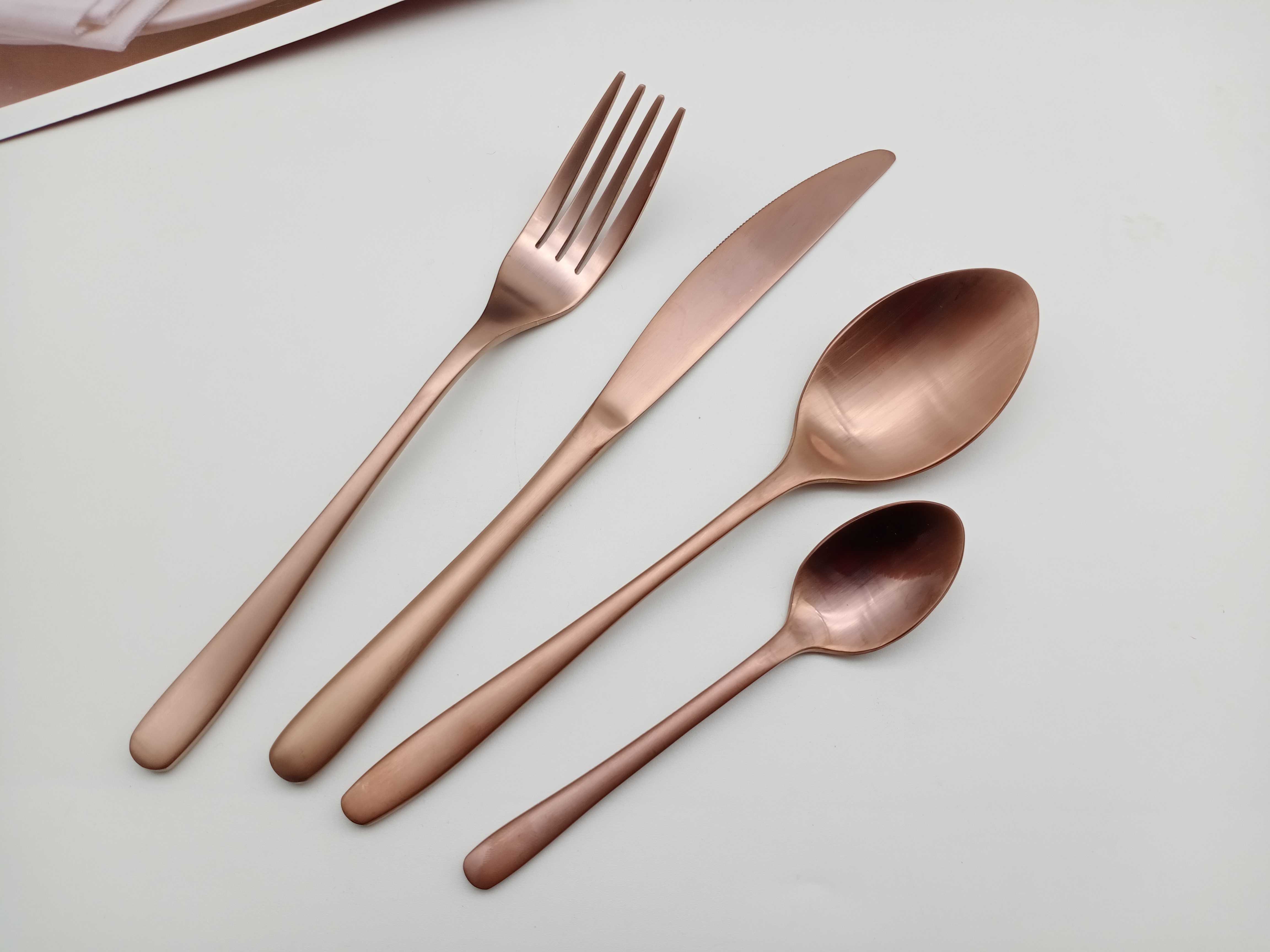 Wholesale Hot Selling Rosegold Stainless Steel Cutlery Set Flatware For Dinner