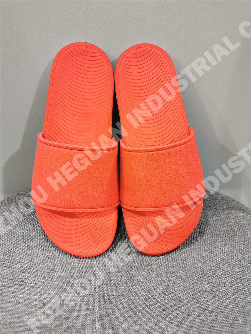 new double color EVA MODEL beach slipper