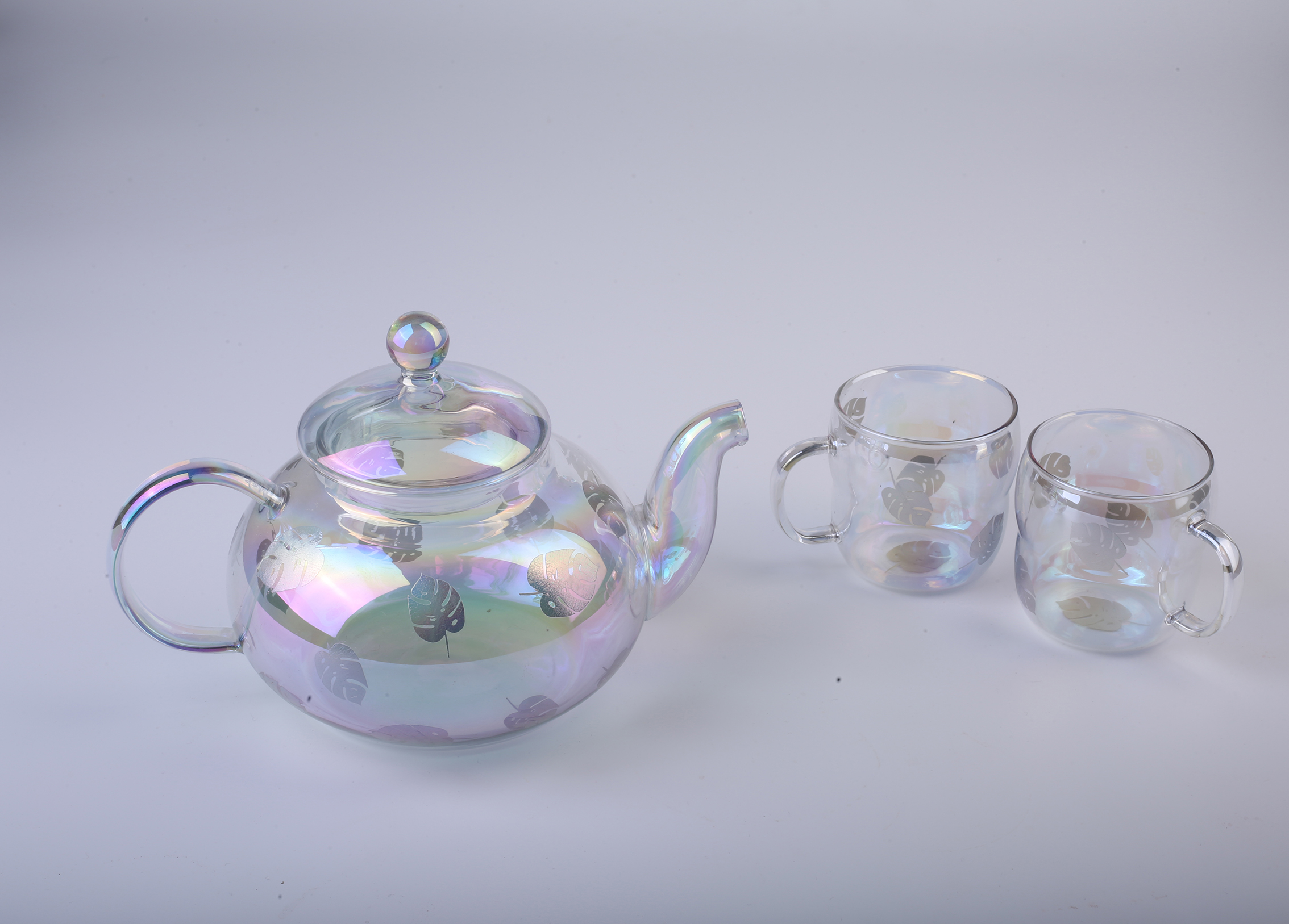 glass teapot and cups