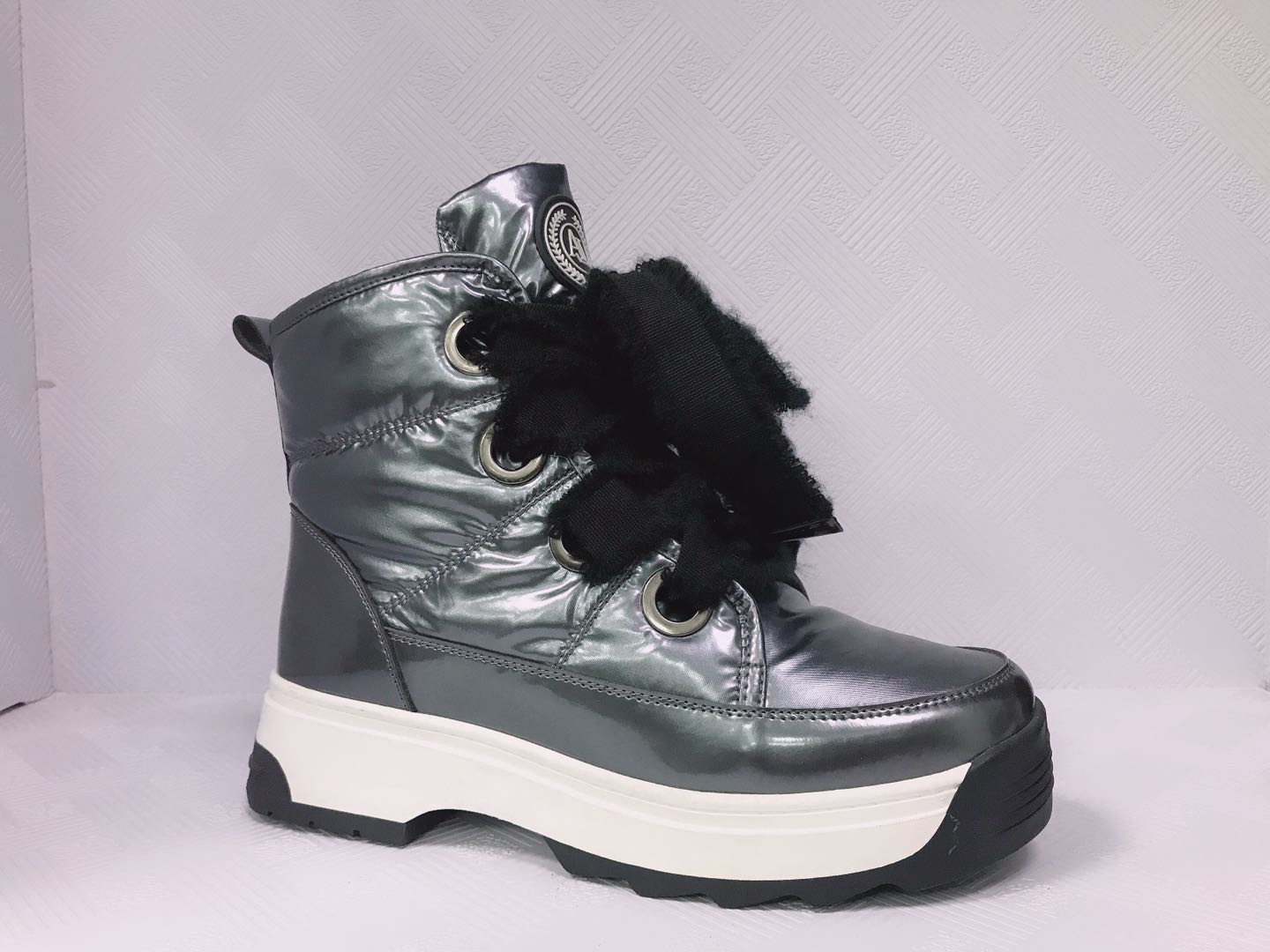 GAOYOU AIJIE IMPORT AND EXPORT CO.,LTD – bolso de cuero 1