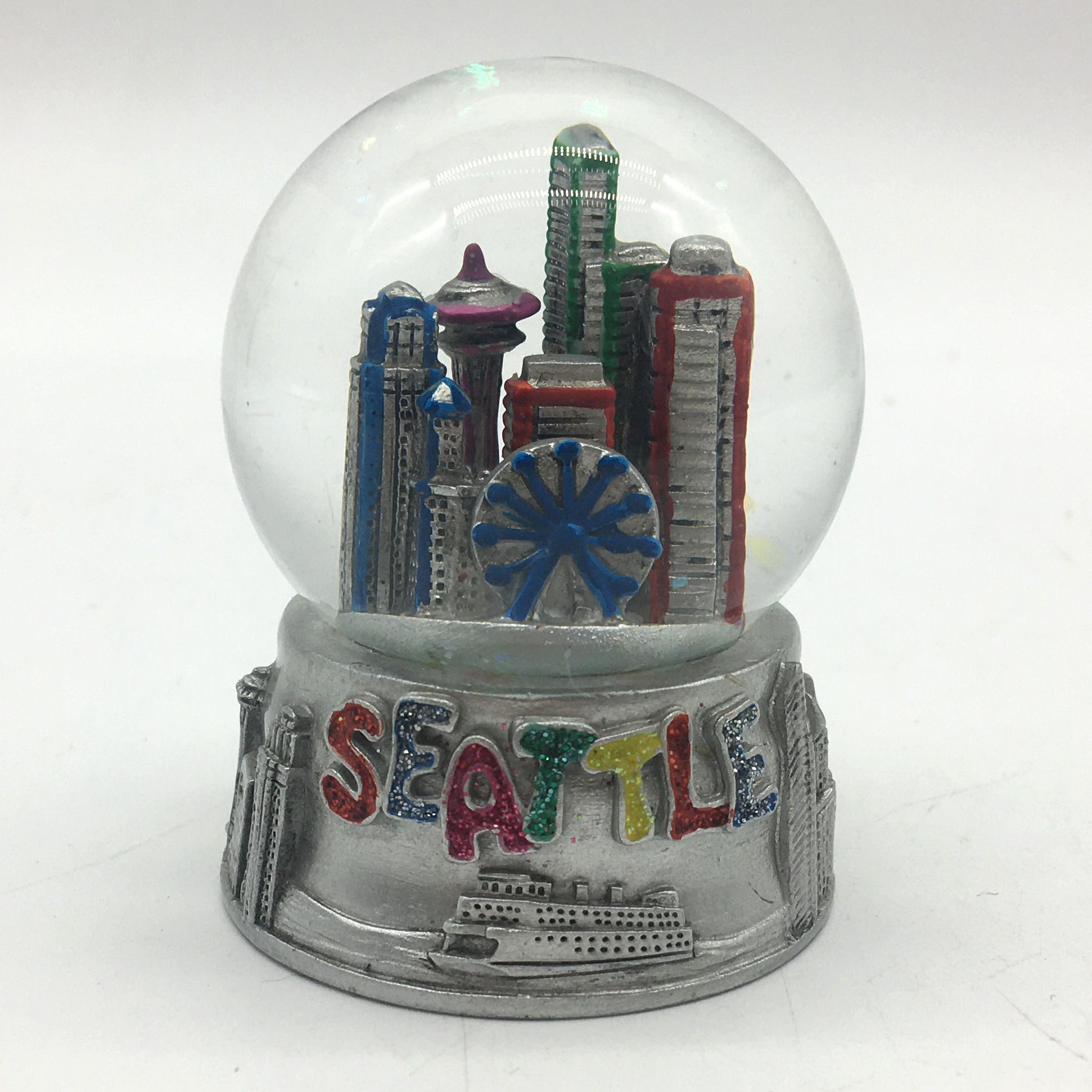 Resin Souvenir snow globe 45mm City building water globe