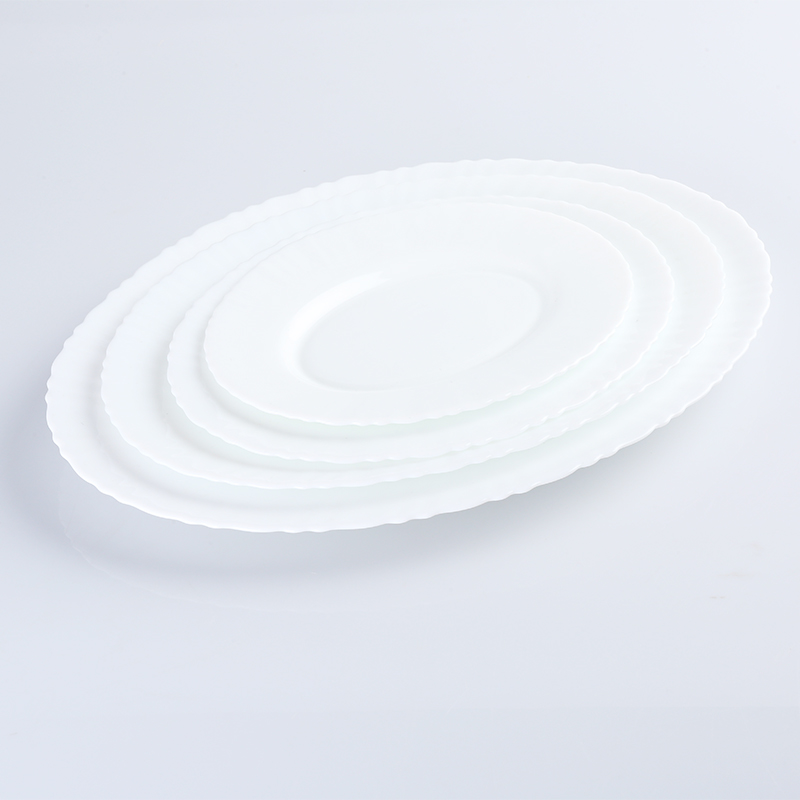Opal porcelain glass plate