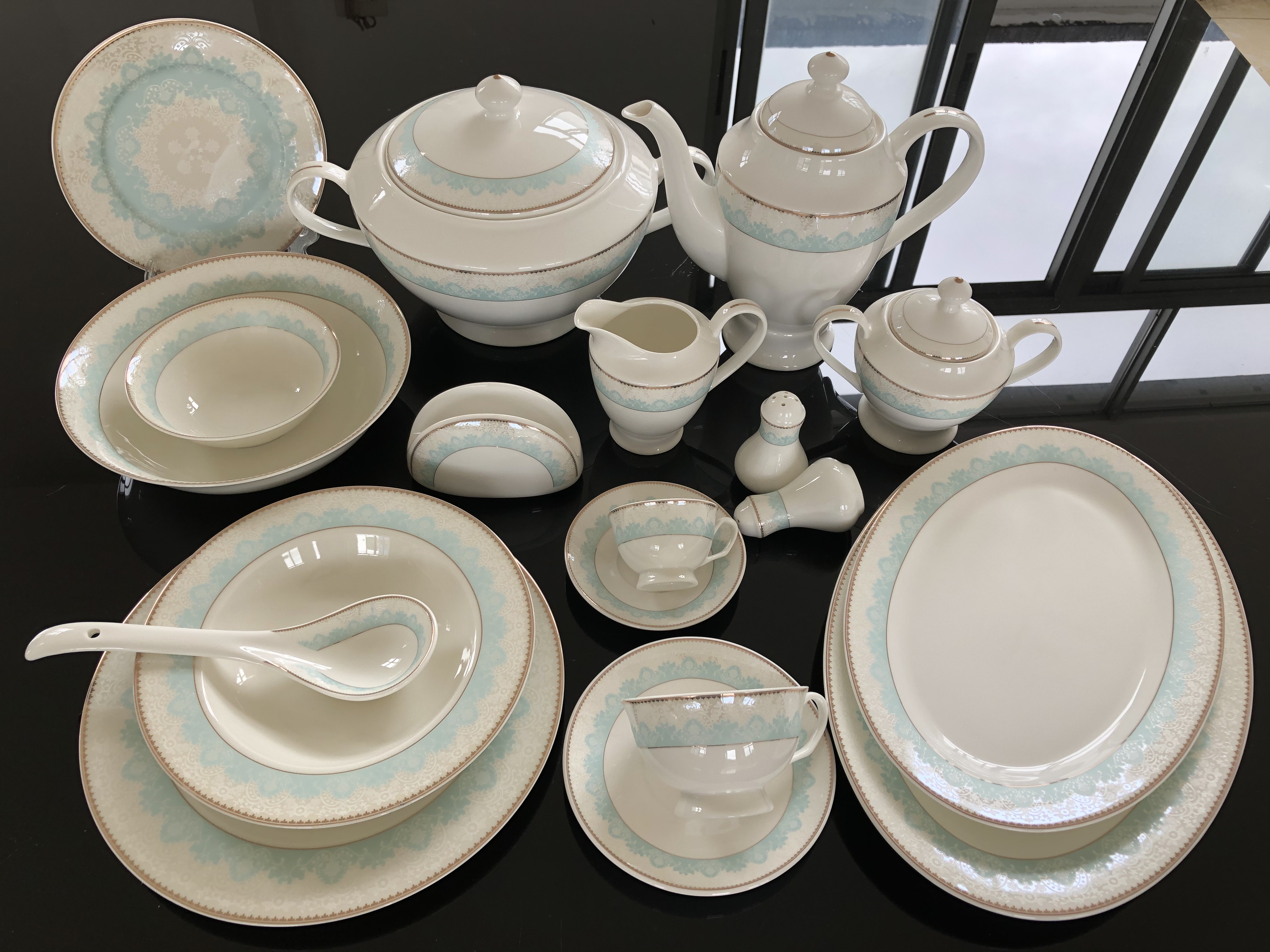 132pcs Dinner Set