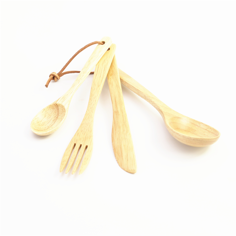Eco Reusable 4pcs wooden Travel Cutlery Set Fork Spoon