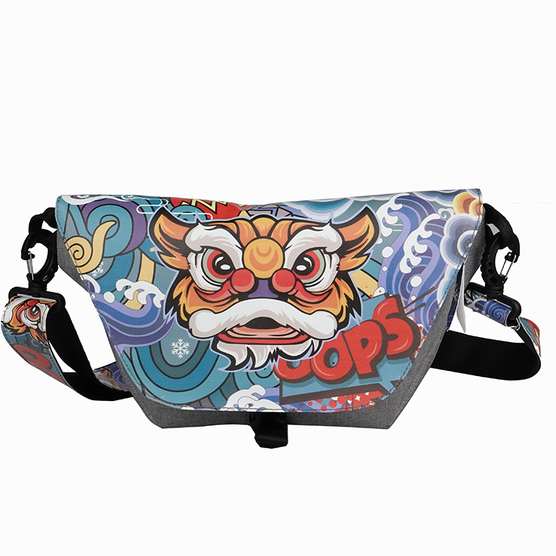 2020 new arrival fashion Men's essential daily crossbody chest bag