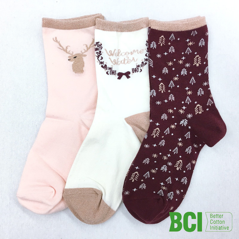 Womens jacqurd socks with responsible cotton from BCI