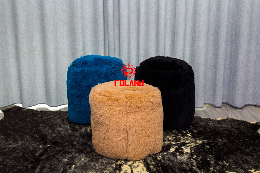 Pv Fur With Long Pile Cushion