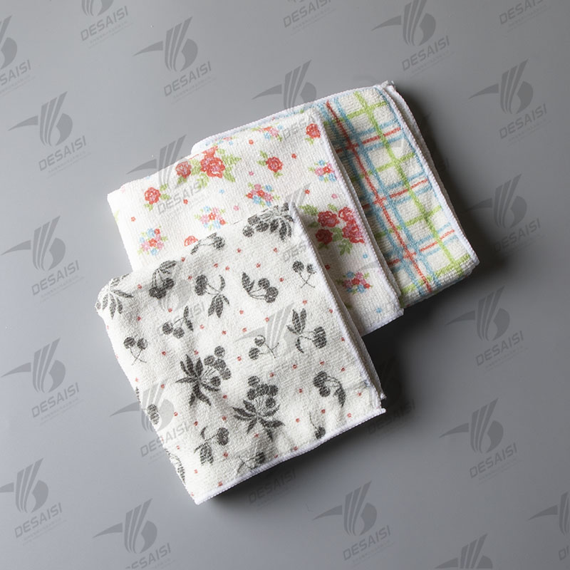 Microfiber printed cleaning cloth