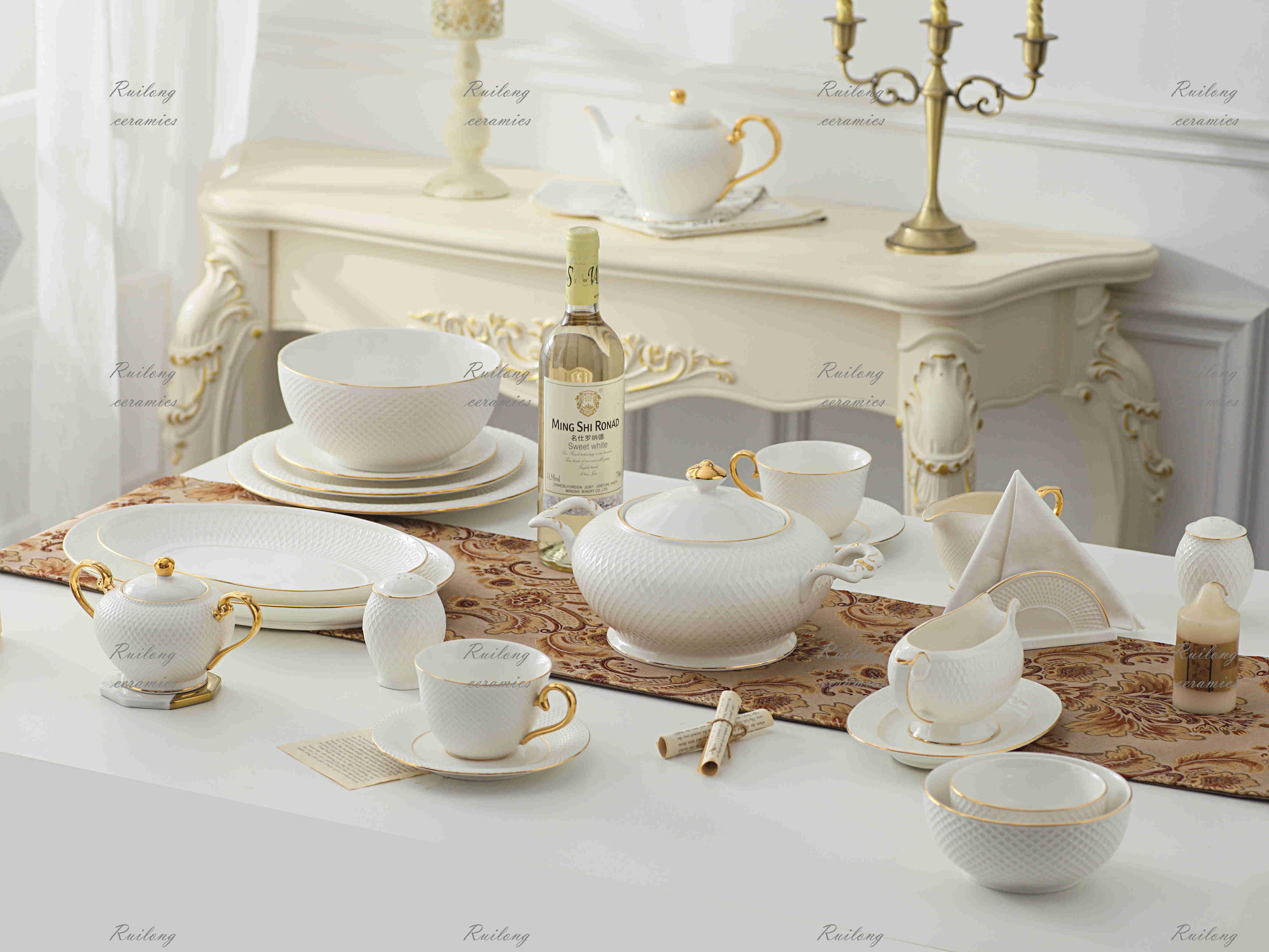 Factory Hotel White Luxury Porcelain Bone Embossed Grid Pattern Ceramic Tableware