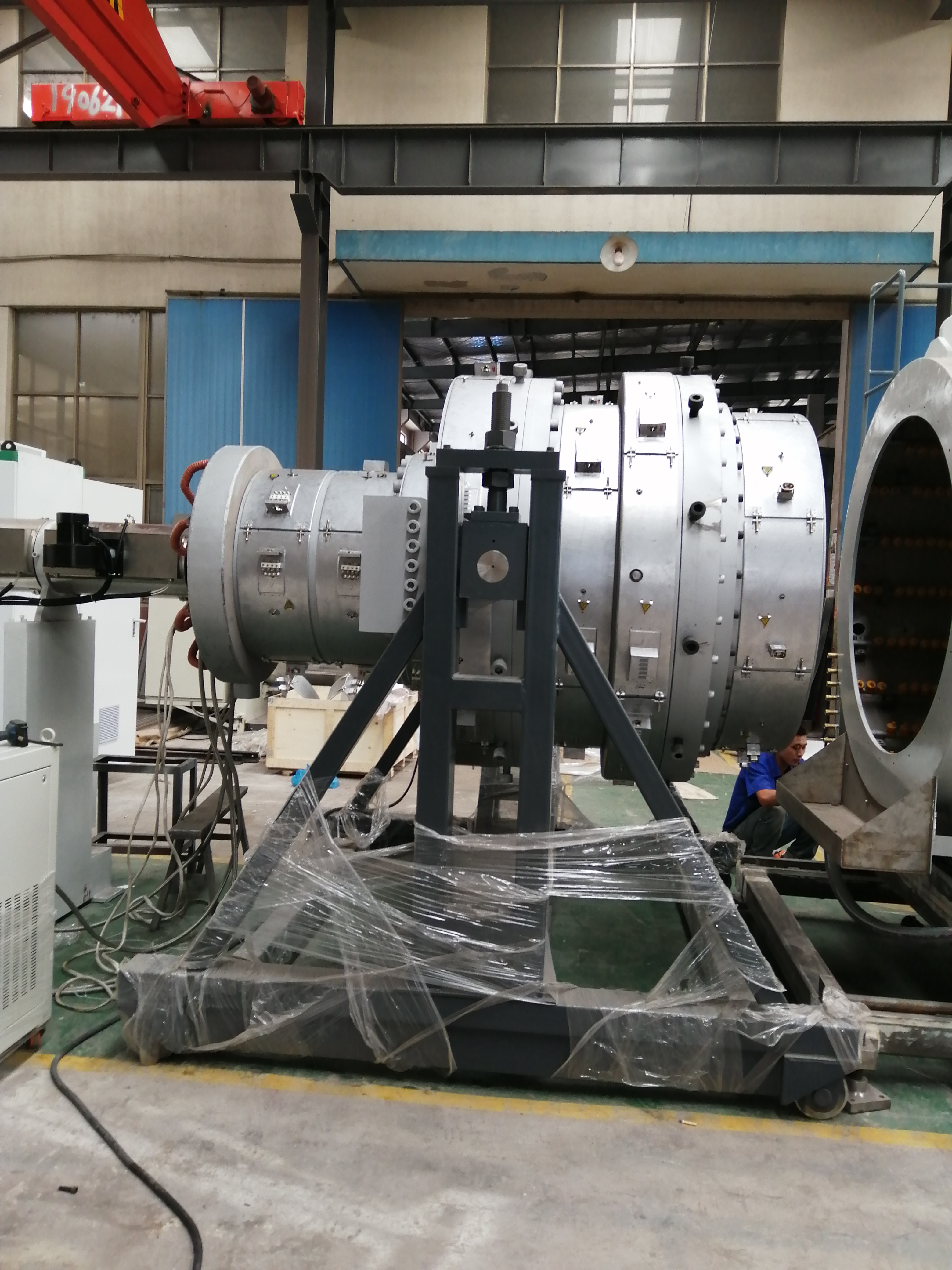 Zhangjiagang Kiwex Machinery Co., Ltd. – Extruder 1