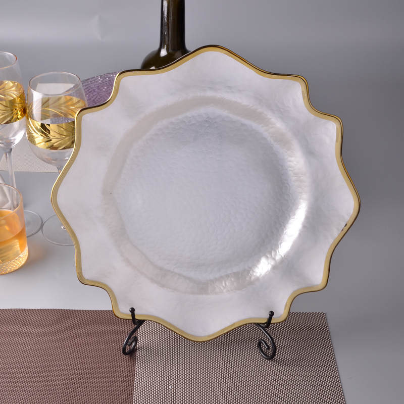 Sunflower round glass charger plate，white glass charger plate with gold rim