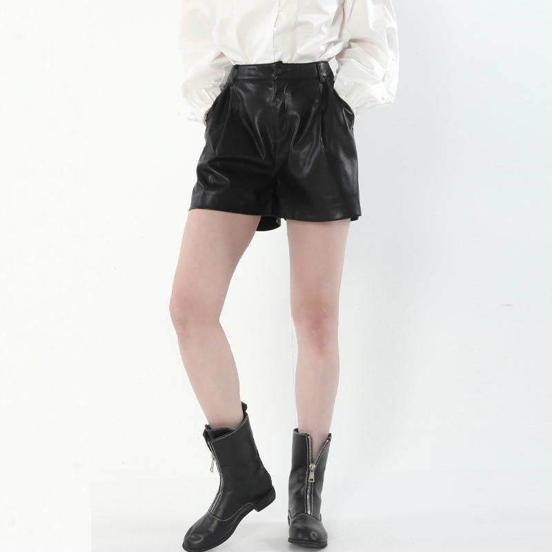 Ladies shorts