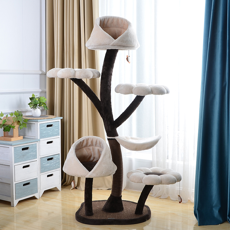 Cat scratching tree