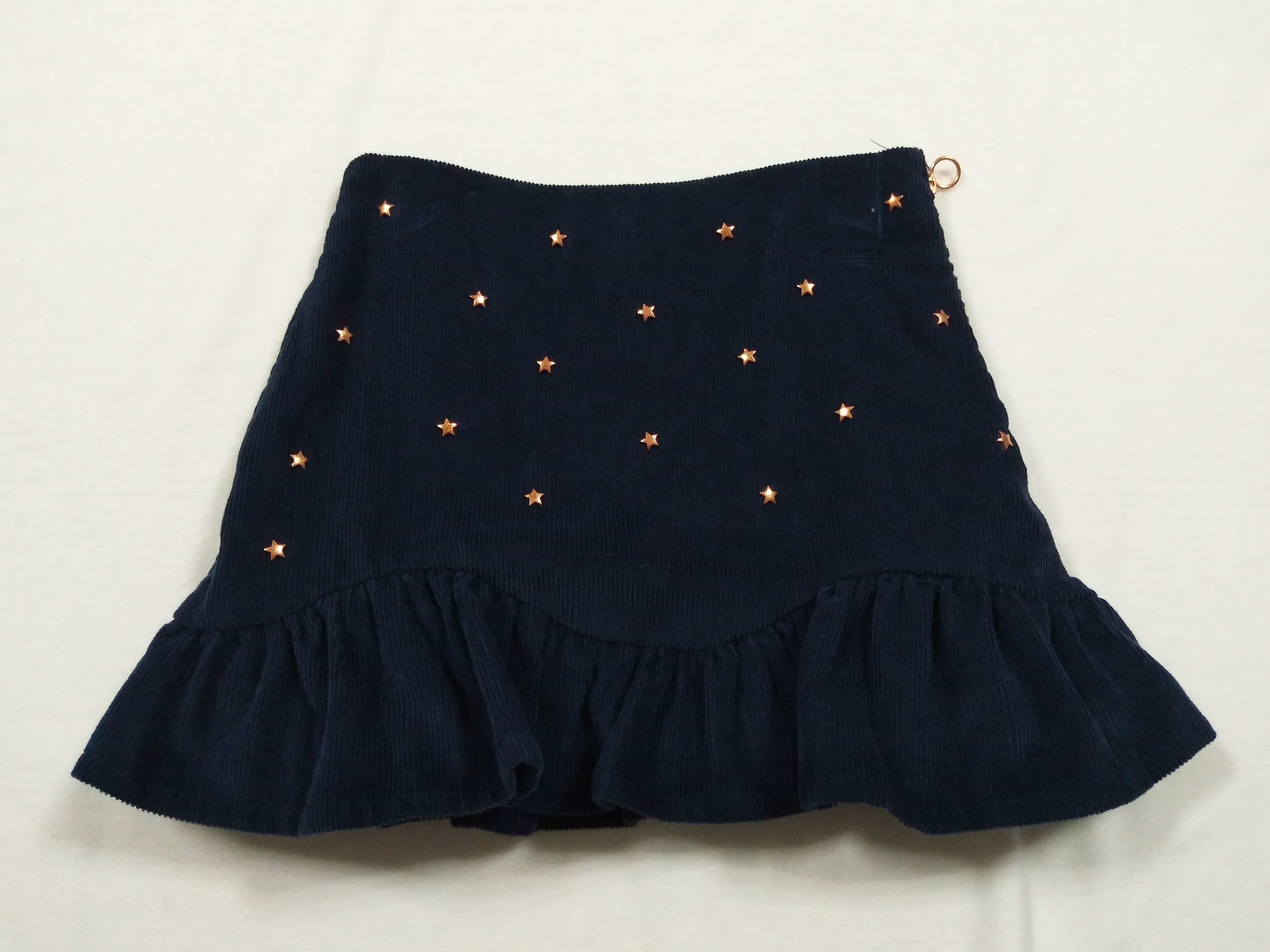 girl's skirt