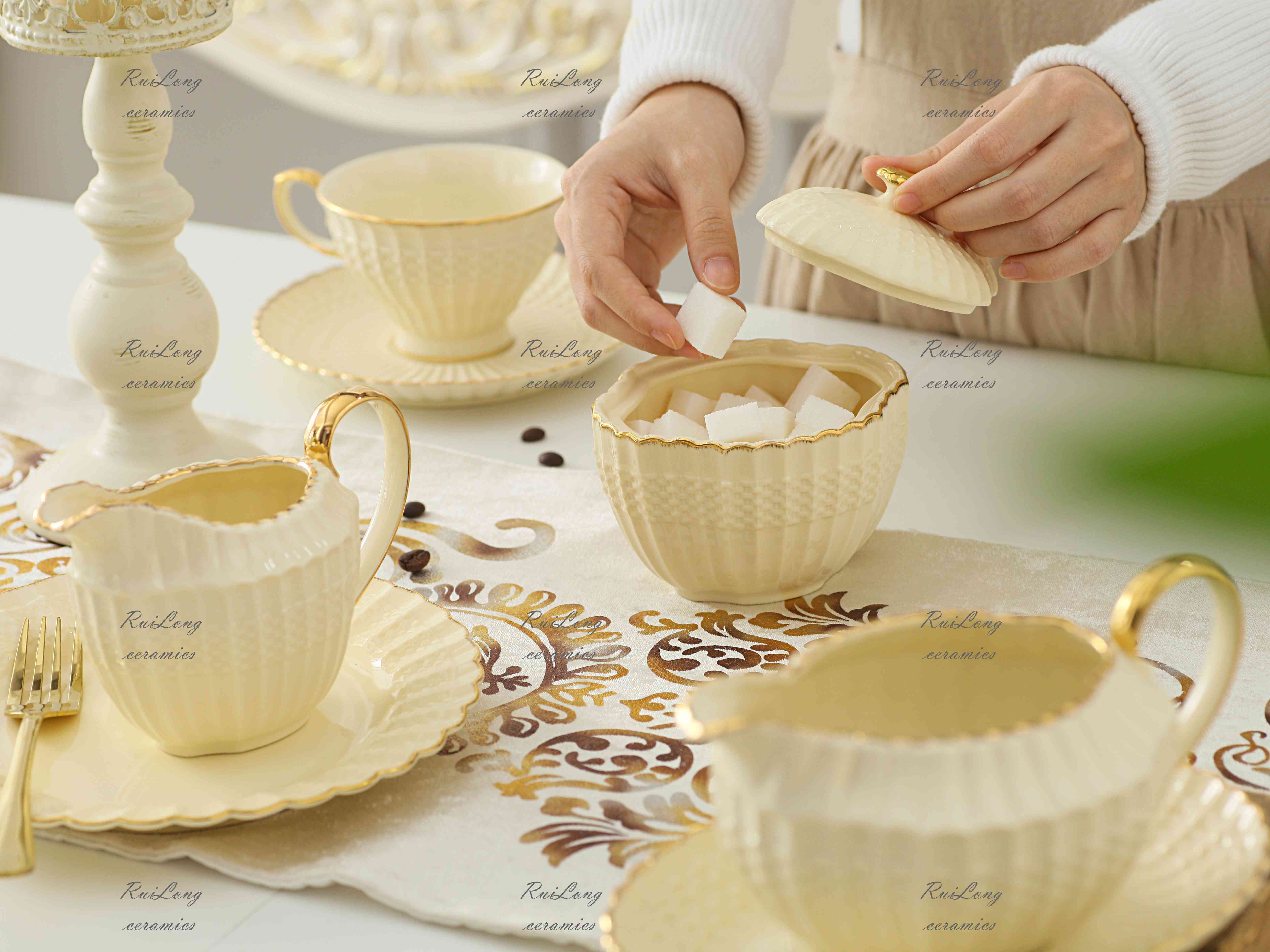 Fashion Style Wholesale High End Gold Rim Customized Classic Coffee and Teaset