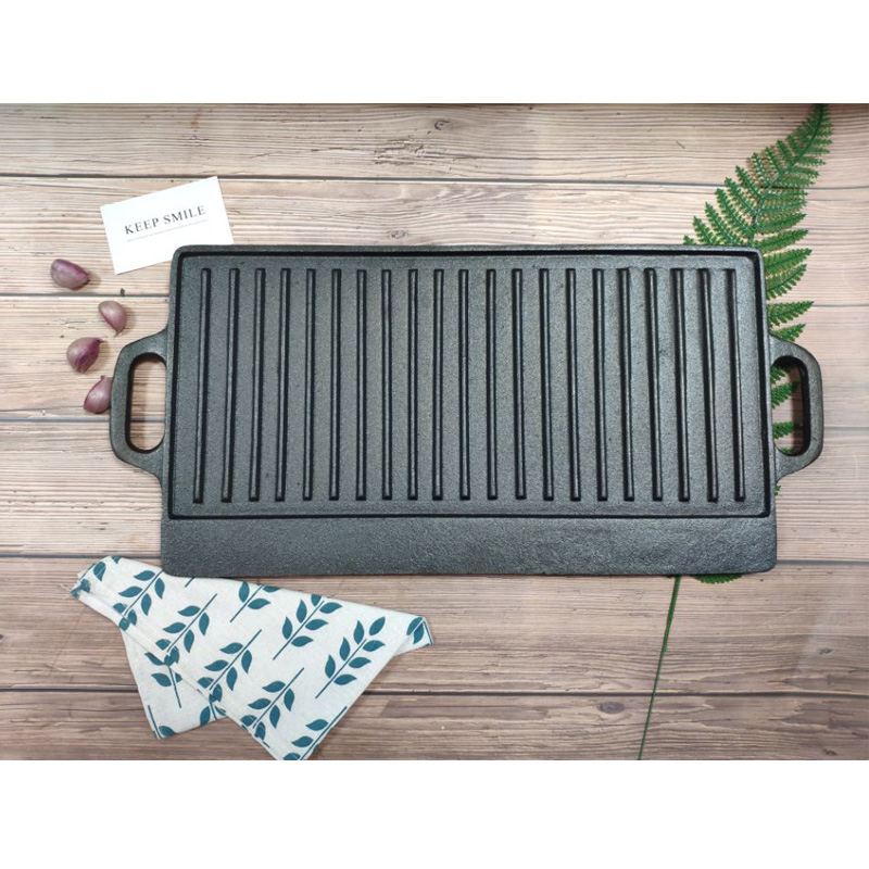 Cast iron reversible griddle