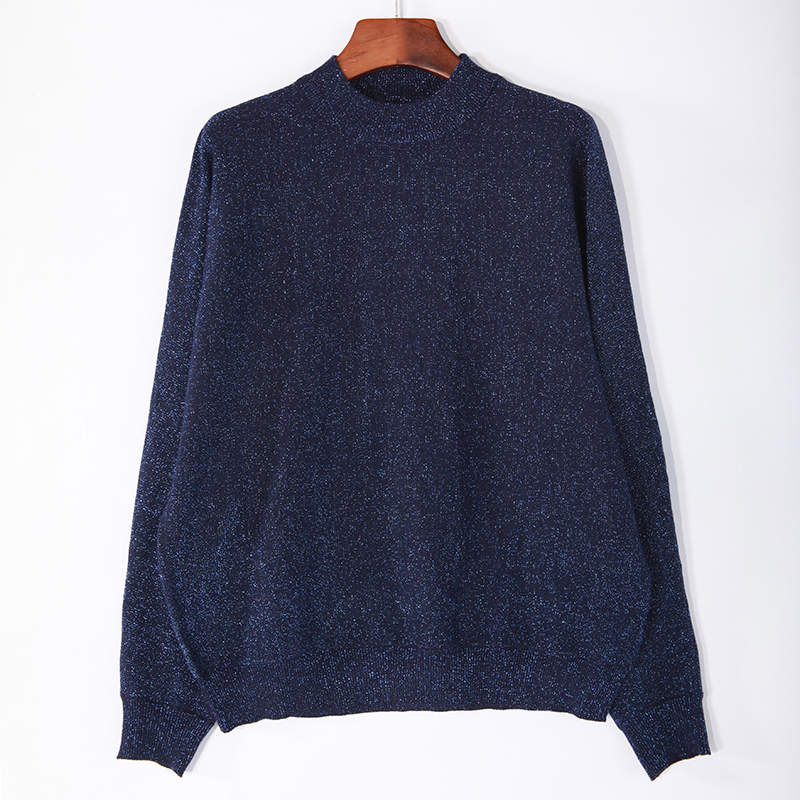 Women‘s half neck knitted sweater’