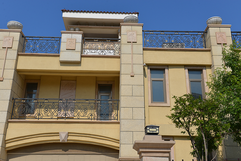 balcony