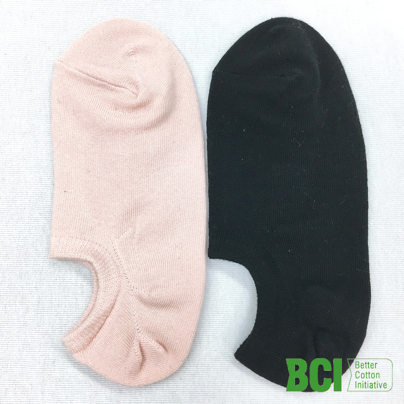 Womens invisible socks with responsible cotton from BCI