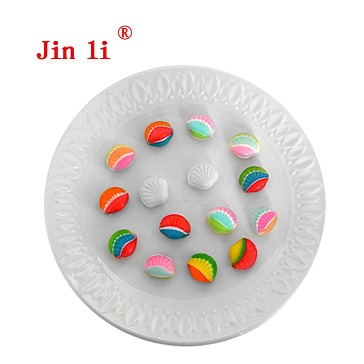 Beach shells shape hard candy with beautiful colors and yummy tastes