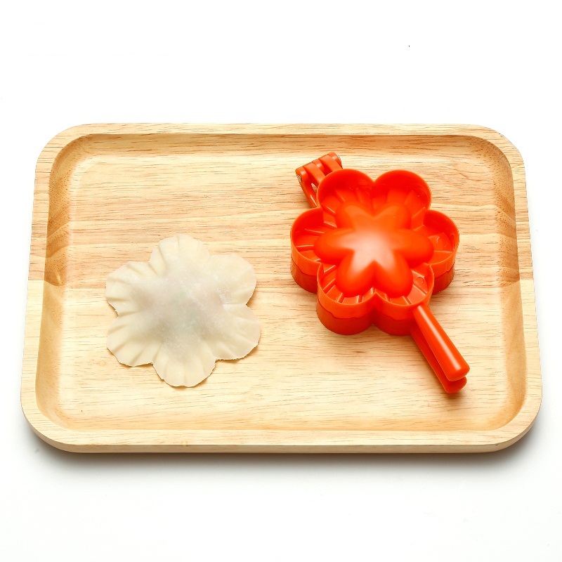 Flower Shape Manual Plastic Dumpling Mould