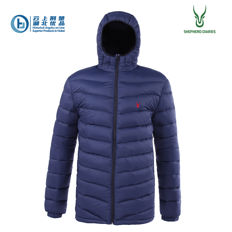 Men's hooded simple down jacket