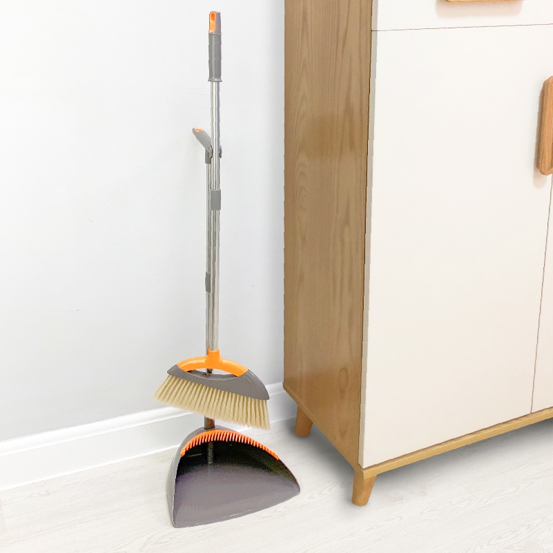 Comb Dustpan & Broom Set