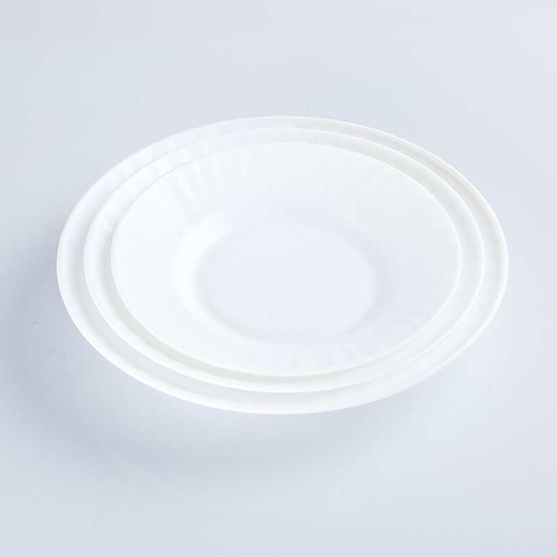 Opal porcelain glass plate