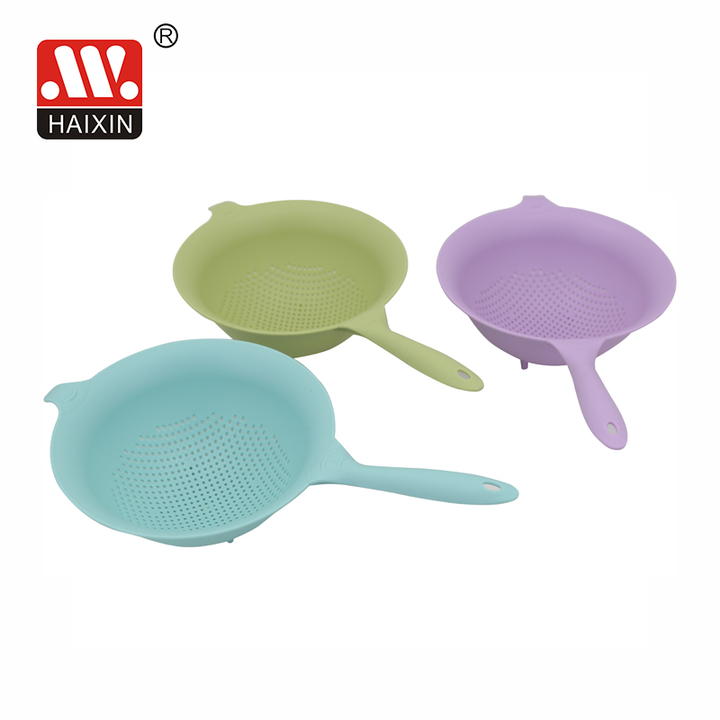 Haixin Plastic large Colander w/handle 9190 bpa free plastic kitchen washing vegetable basket